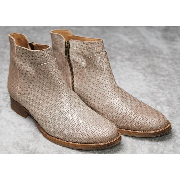 Sundance Rose Gold Metallic Leather Ankle Boots Womens Size EU 37 Size 7 - Picture 1 of 16